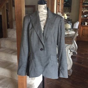 Anne Klein Gray lined blazer.  SIZE: 14